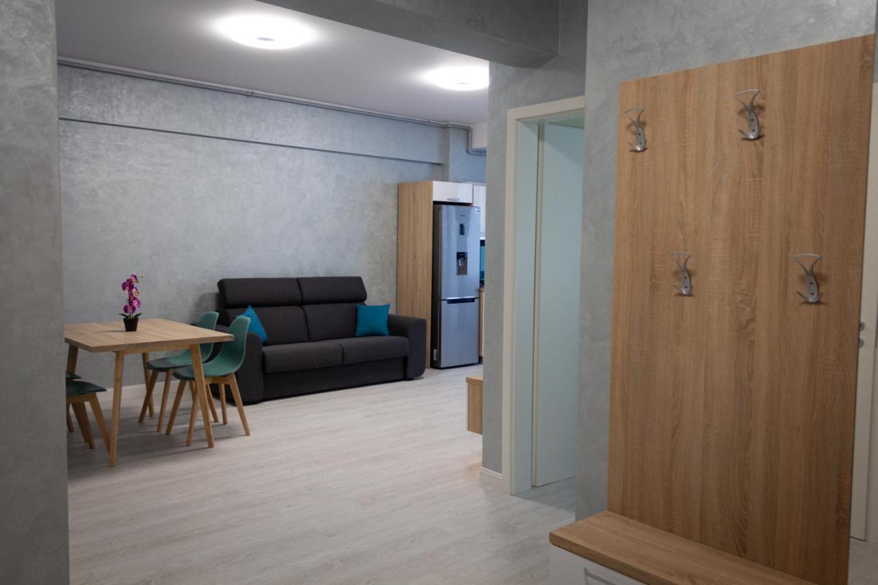 Apartamento Apartament Sara Mamaia Nord Năvodari Exterior foto