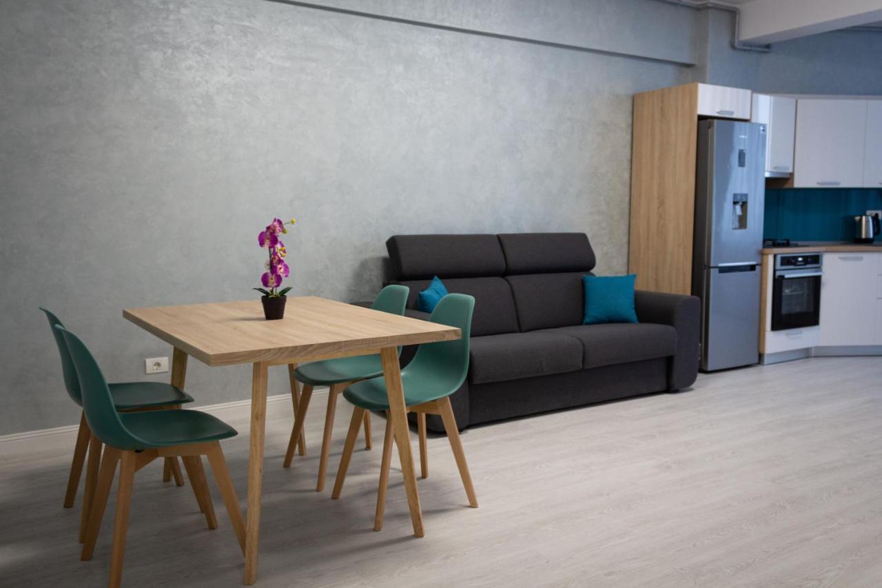 Apartamento Apartament Sara Mamaia Nord Năvodari Exterior foto